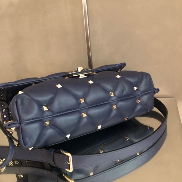 $2985 VALENTINO GARAVANI candy stud bag - Picture 2 of 9